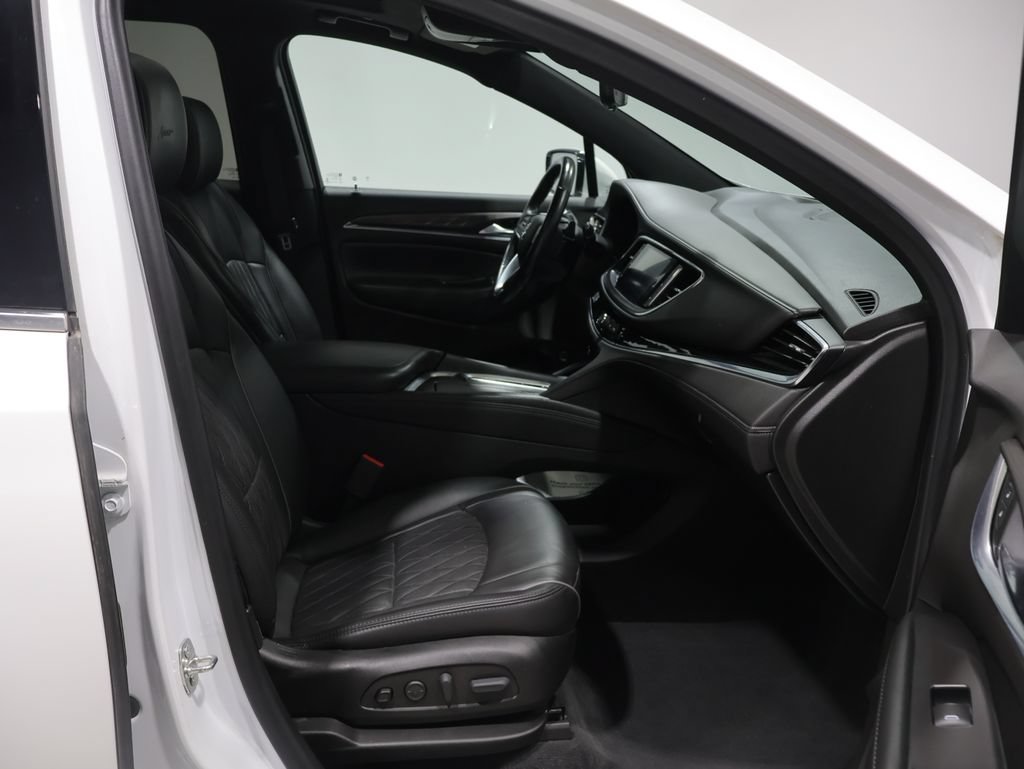 Used 2022 Buick Enclave Avenir w/ Trailering Package, 5000 lbs. AWD/4WD image 27