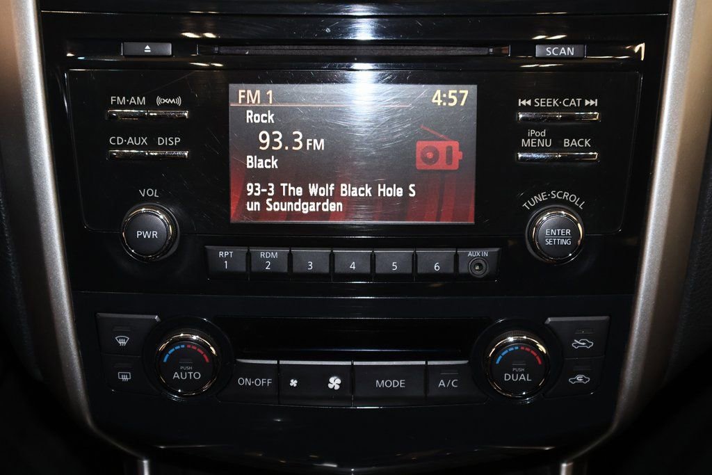 Used 2013 Nissan Altima 2.5 SL image 25