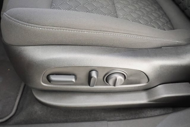 Used 2021 Chevrolet Blazer LT image 9