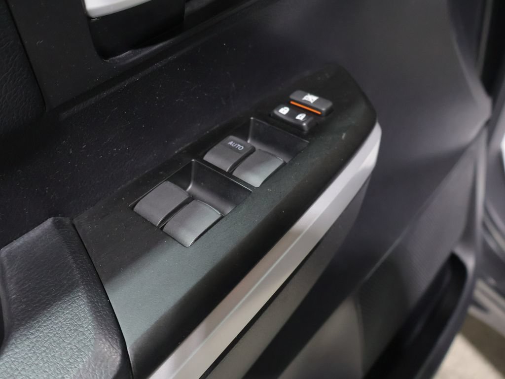 Used 2021 Toyota Tundra SR5 AWD/4WD image 13