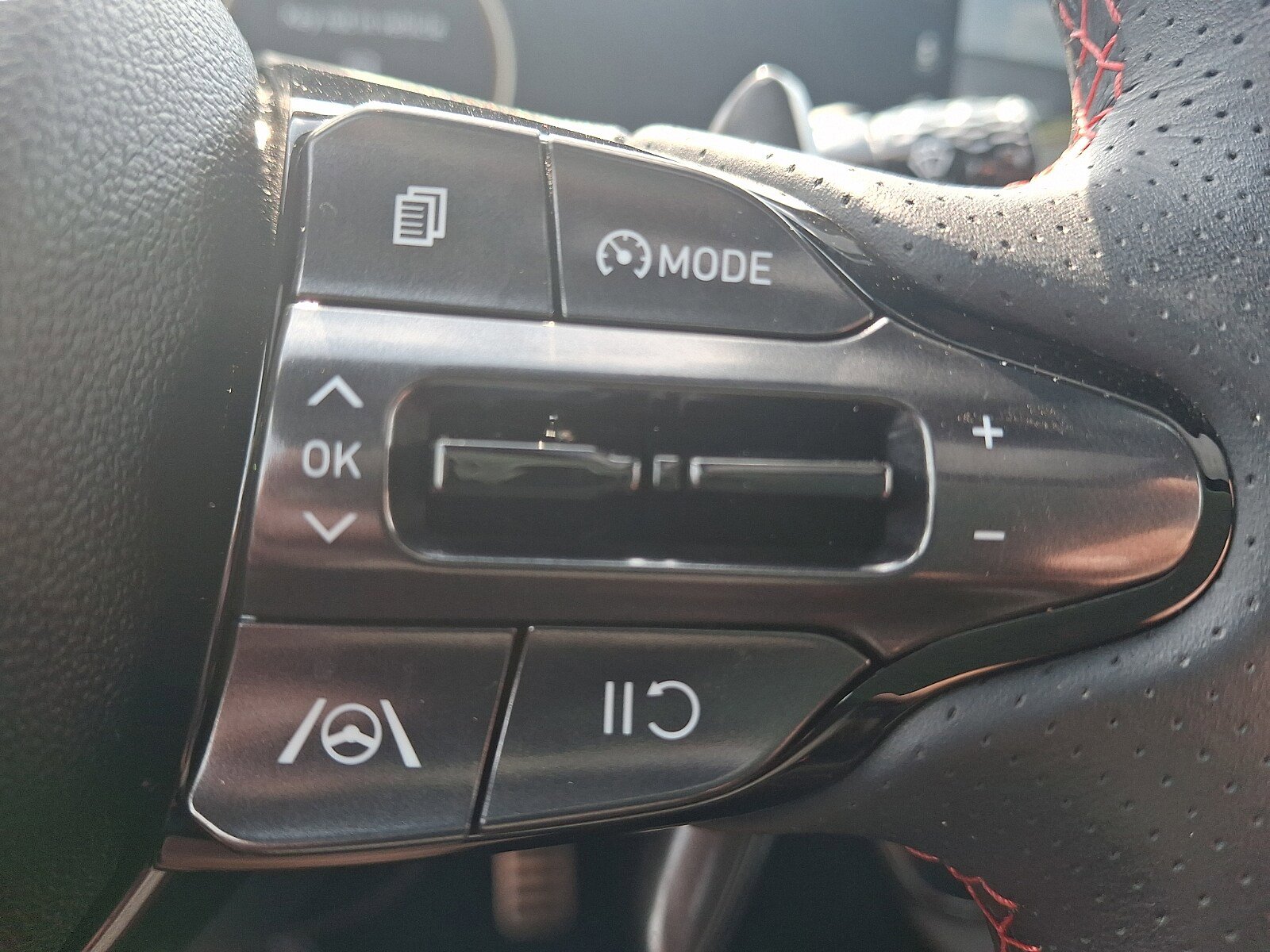 Certified 2023 Hyundai Elantra N Line FWD image 23