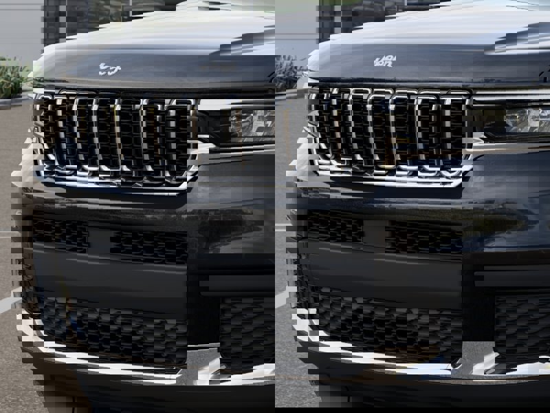 New 2025 Jeep Grand Cherokee L Laredo w/ Luxury Tech Group I image 21