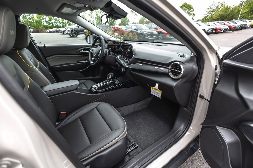 New 2026 Chevrolet Trax ACTIV w/ Driver Confidence Package FWD image 26