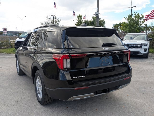 Used 2026 Ford Explorer Active w/ Active Comfort Package image 6