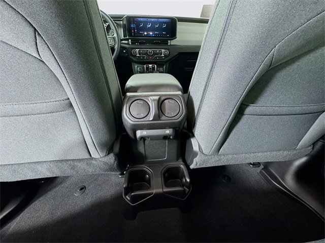 Used 2025 Jeep Wrangler Sport image 27