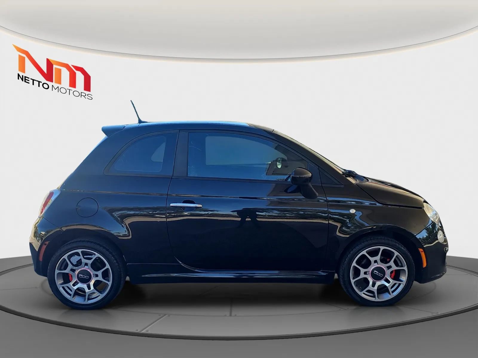 Used 2013 FIAT 500 Sport w/ Beats Audio Pkg image 6