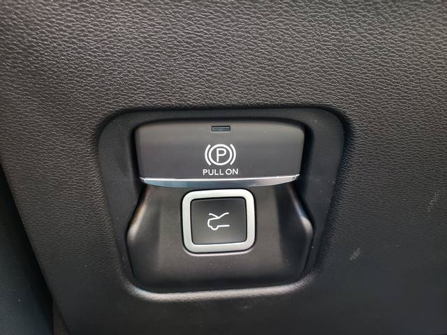 New 2026 Jeep Cherokee Laredo AWD/4WD image 28