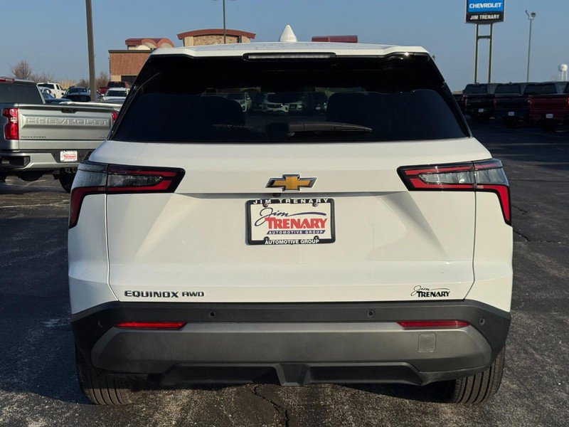 Used 2026 Chevrolet Equinox LT image 5