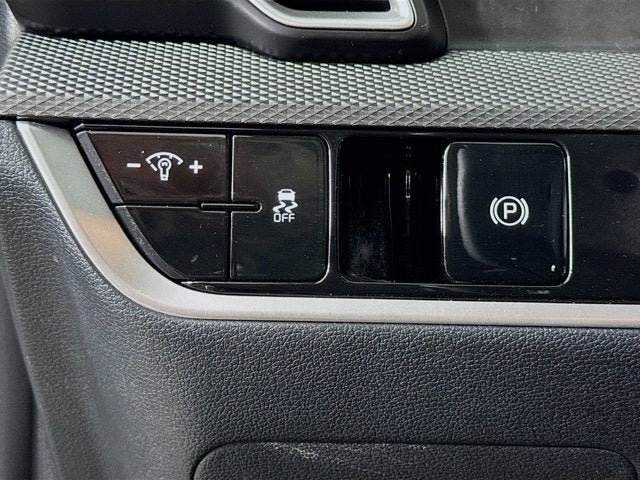 Certified 2025 Kia Sportage LX AWD/4WD image 10