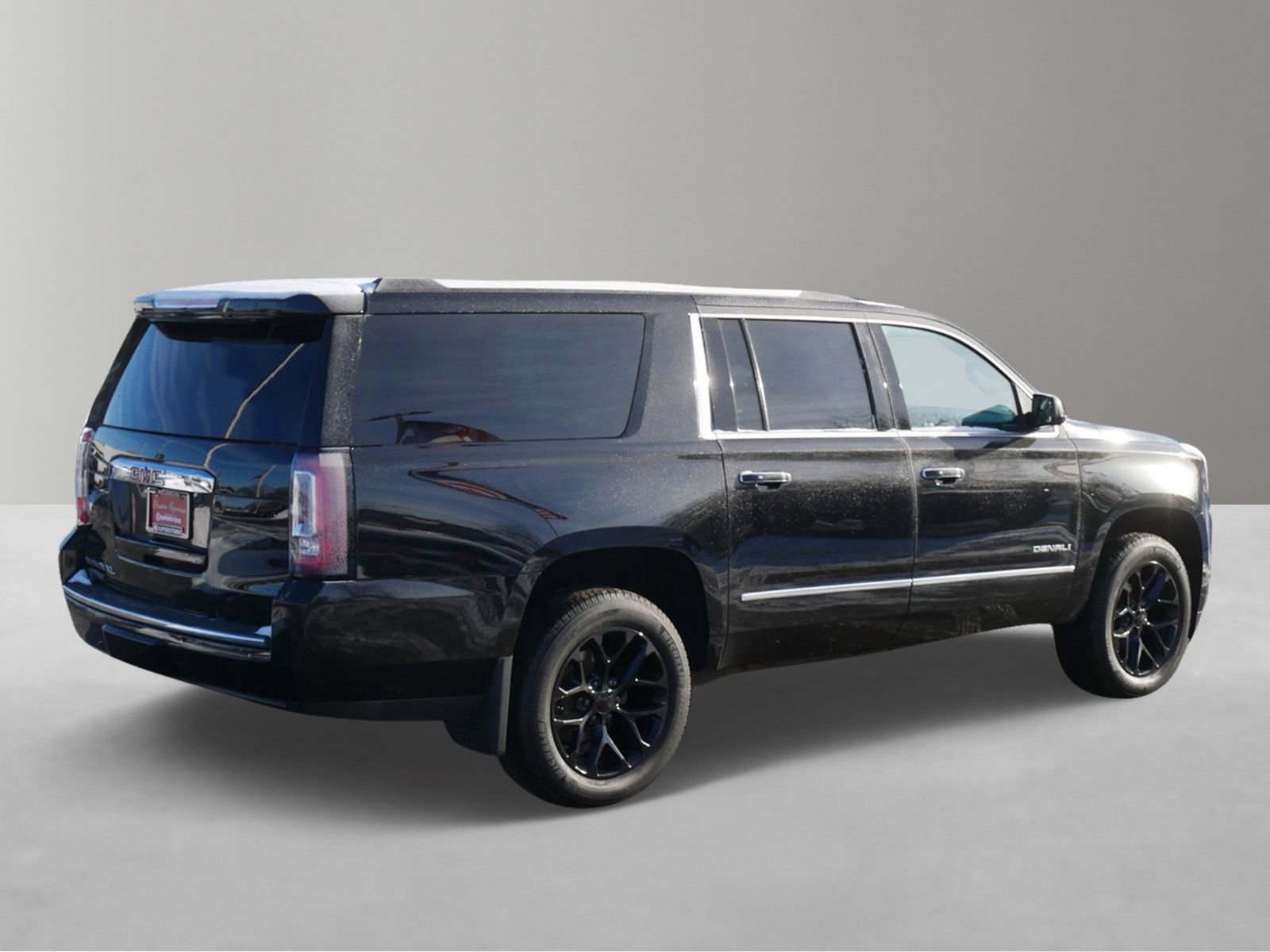 Used 2019 GMC Yukon XL Denali w/ Denali Ultimate Package image 4