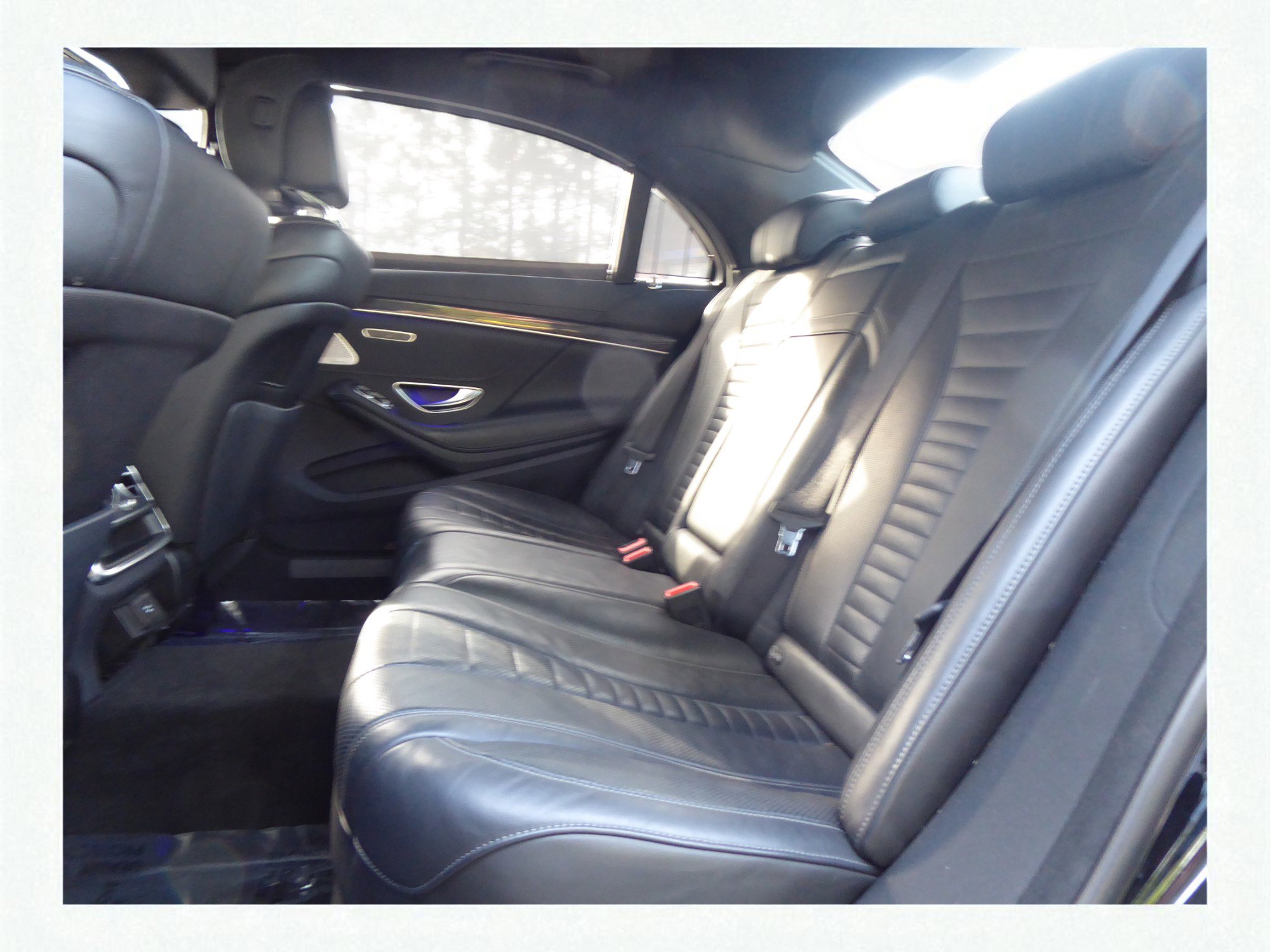 Used 2020 Mercedes-Benz S 560 4MATIC Sedan w/ AMG Line Exterior image 17