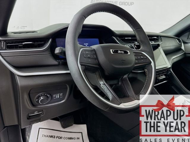 Used 2024 Jeep Grand Cherokee L Laredo image 9