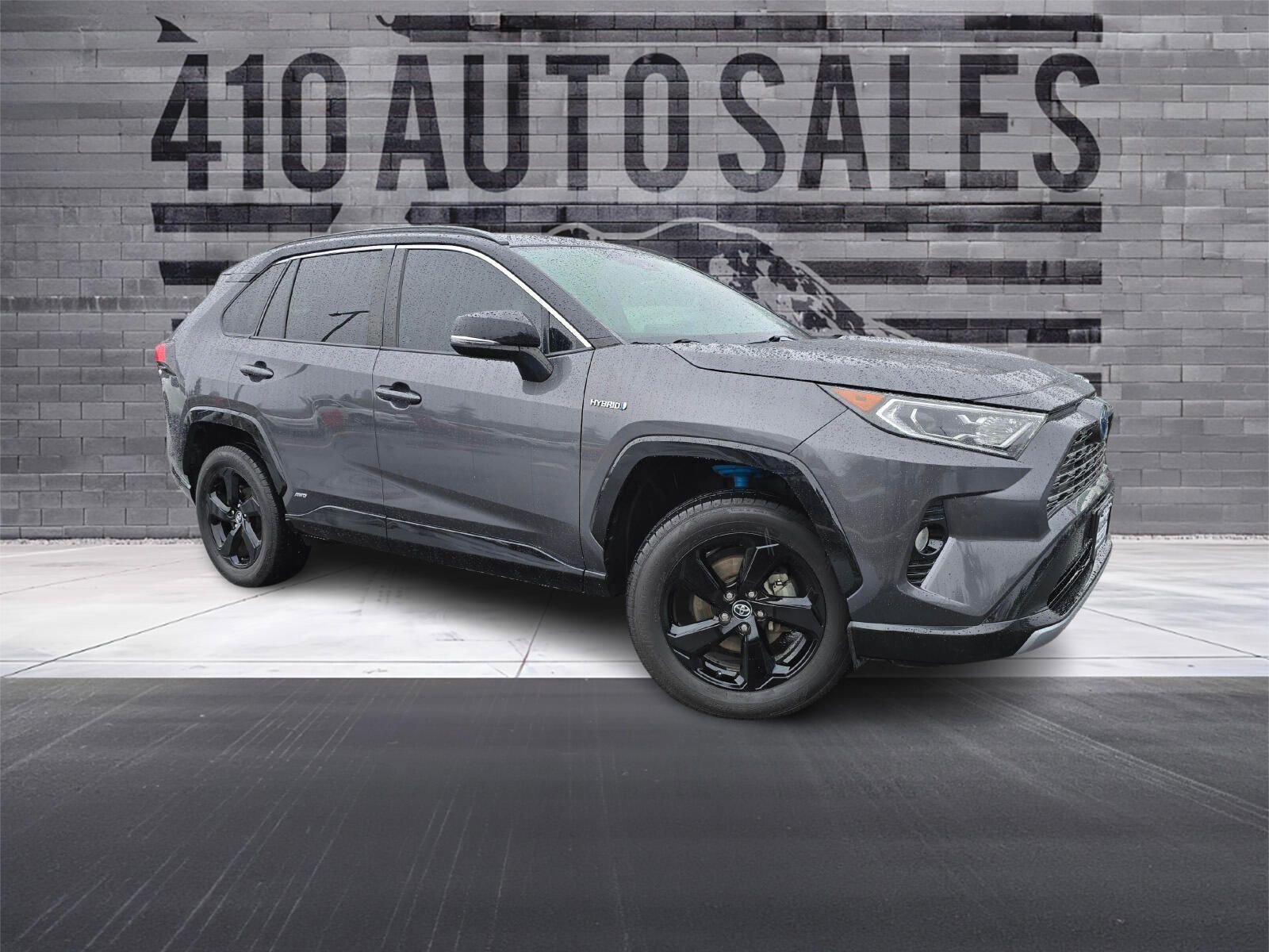 Used 2020 Toyota RAV4 XSE w/ XSE Grade Weather Package AWD/4WD image 1