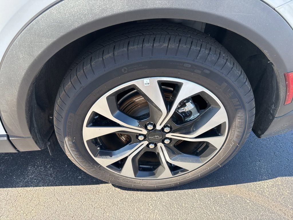 Used 2024 Ford Mustang Mach-E Select image 21