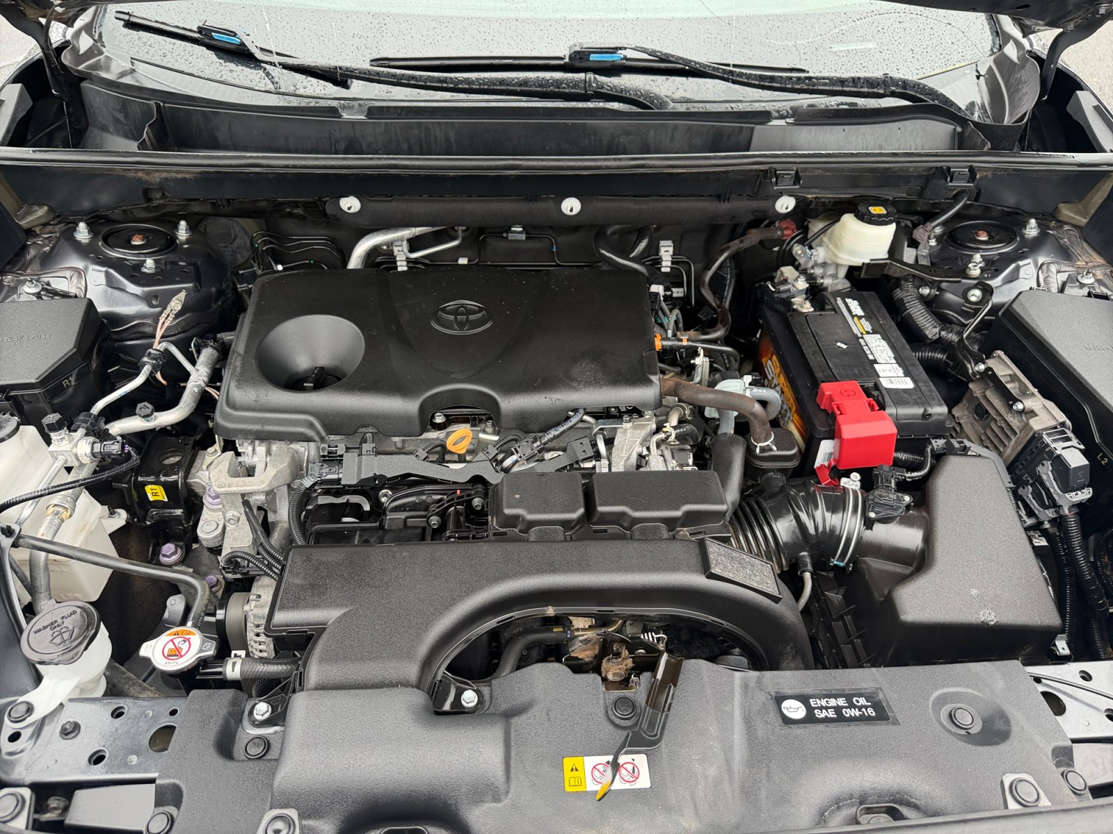 Used 2021 Toyota RAV4 LE AWD/4WD image 32
