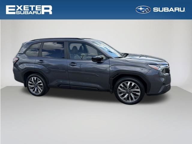 Used 2025 Subaru Forester Touring AWD/4WD image 3