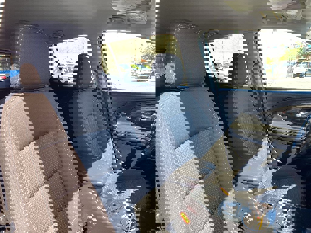 Used 2024 GMC Terrain SLE image 22