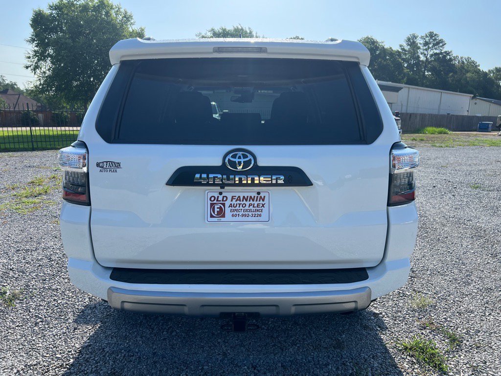 Used 2024 Toyota 4Runner TRD Off-Road image 7