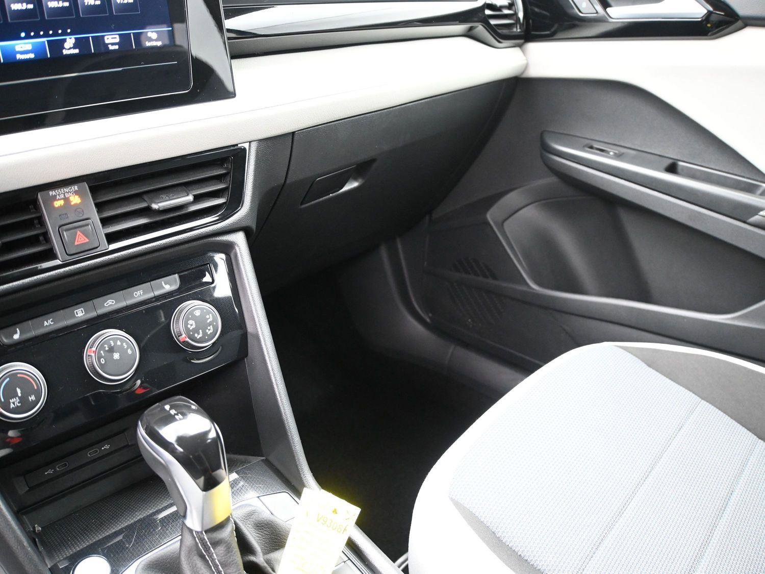 Certified 2025 Volkswagen Taos S w/ Taos Adventure Package AWD/4WD image 5