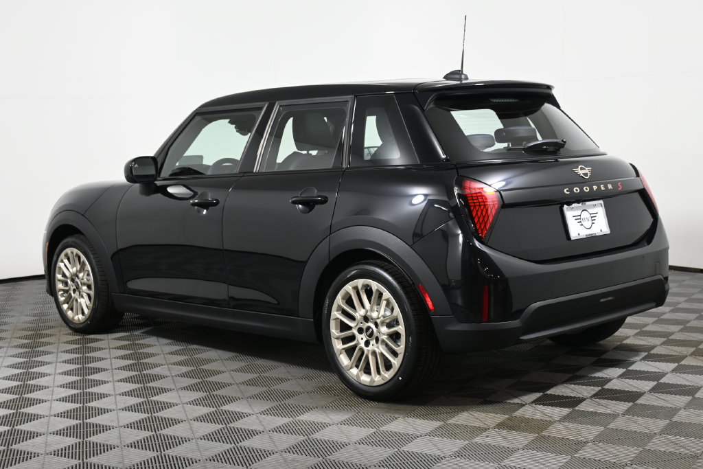 Used 2026 MINI Cooper S FWD image 5