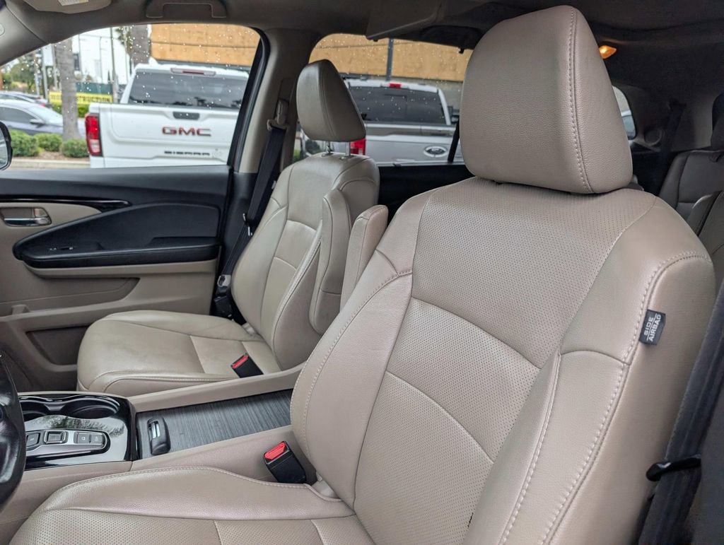 Used 2019 Honda Pilot Elite image 28