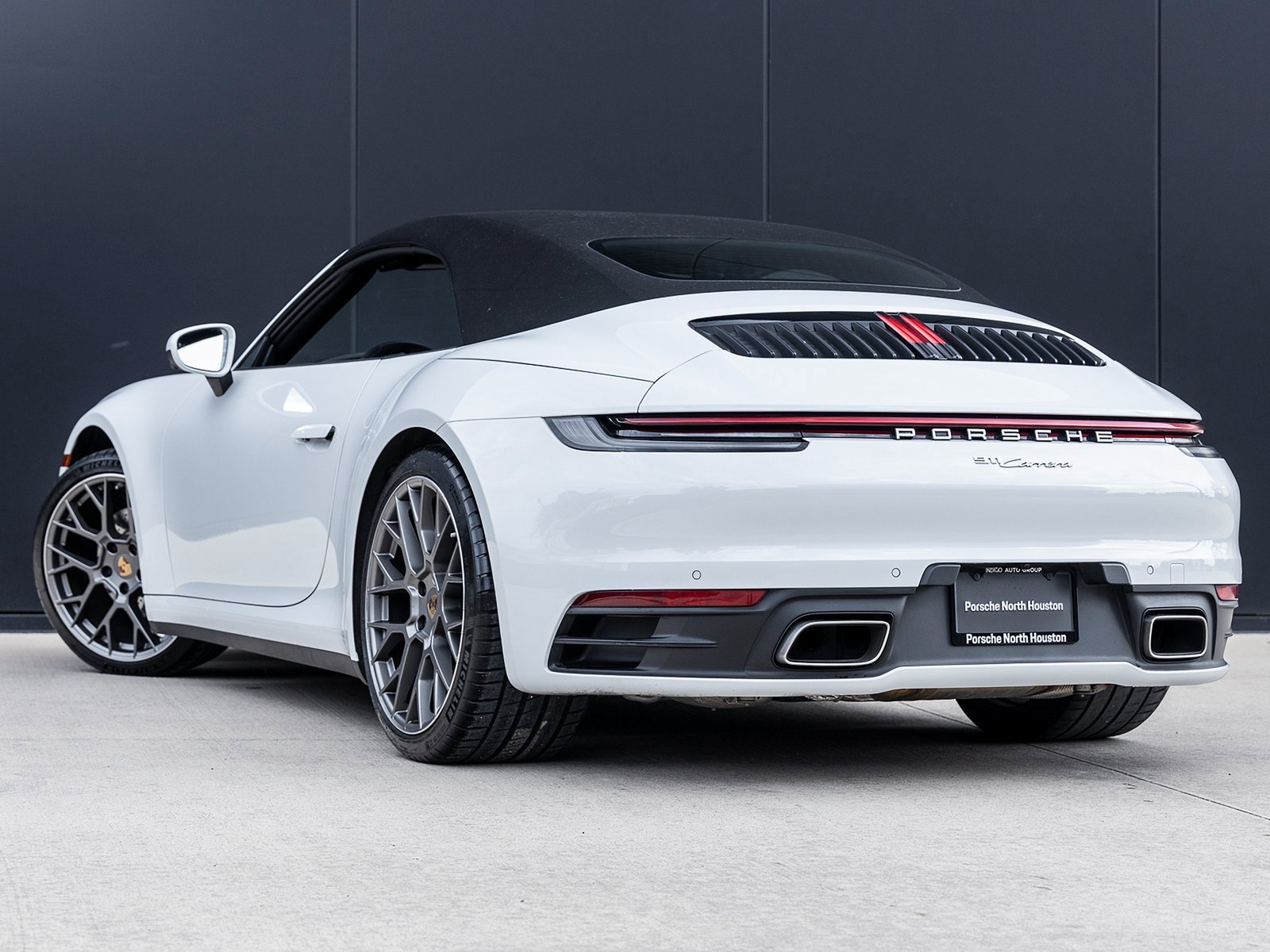 Certified 2022 Porsche 911 Carrera image 10