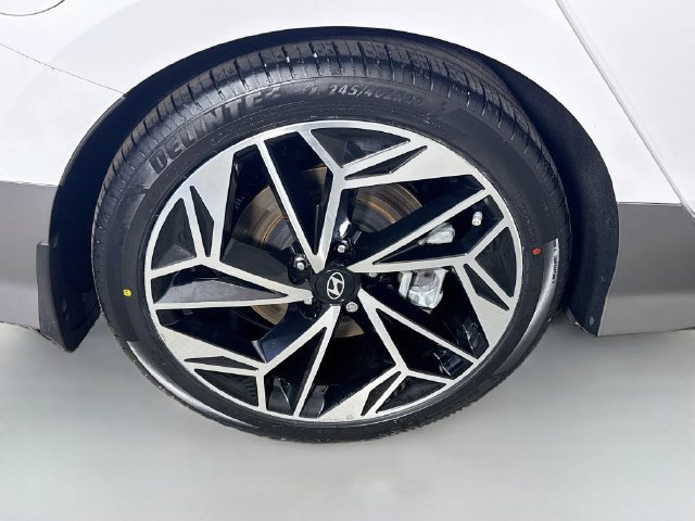 Used 2023 Hyundai Ioniq 6 SEL RWD image 32