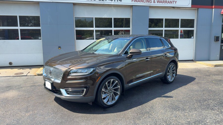 Used 2019 Lincoln Nautilus Reserve AWD/4WD image 2