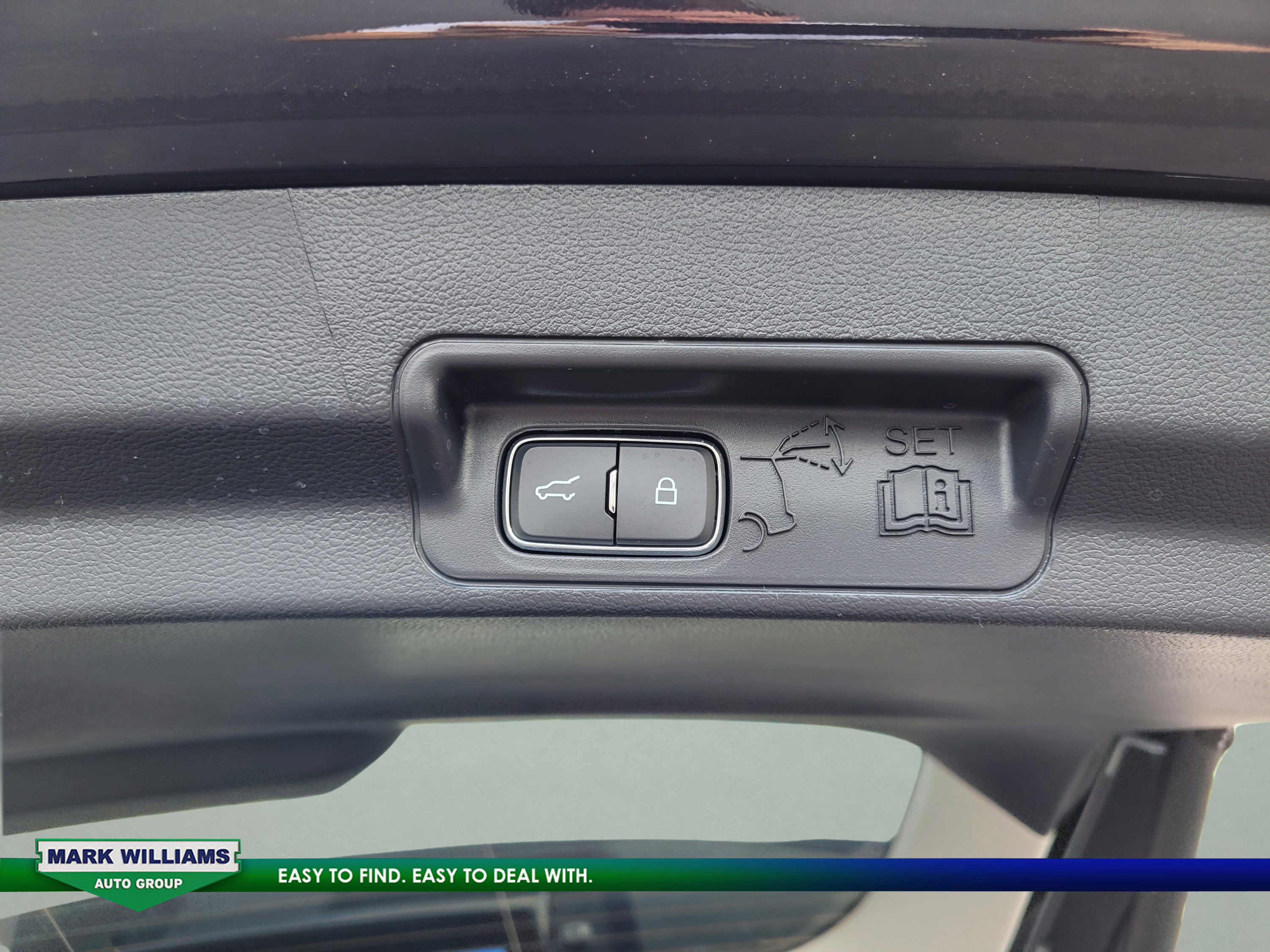 Used 2025 Ford Explorer Active w/ Active Comfort Package image 29