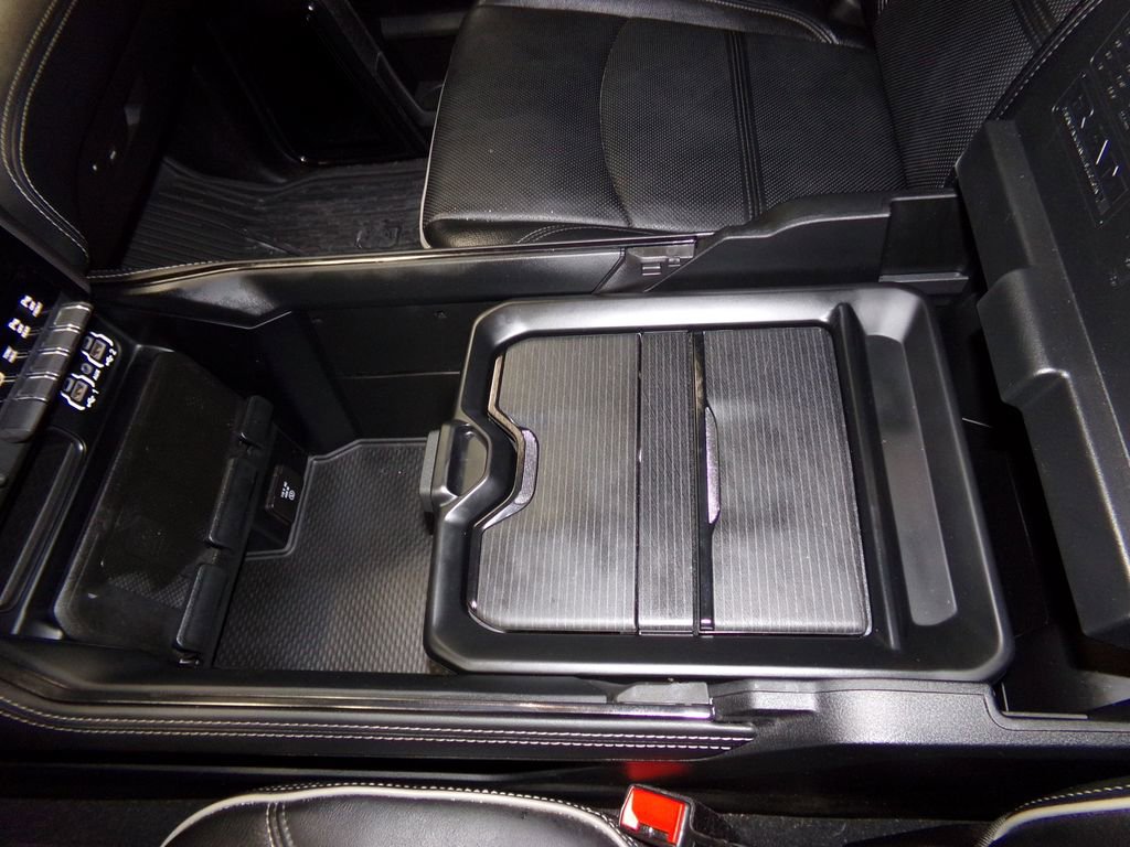 Used 2024 RAM 2500 Limited image 26