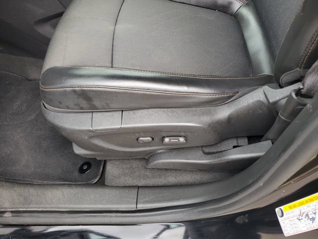 Used 2020 Chevrolet Trax LT w/ LT Convenience Package FWD image 18
