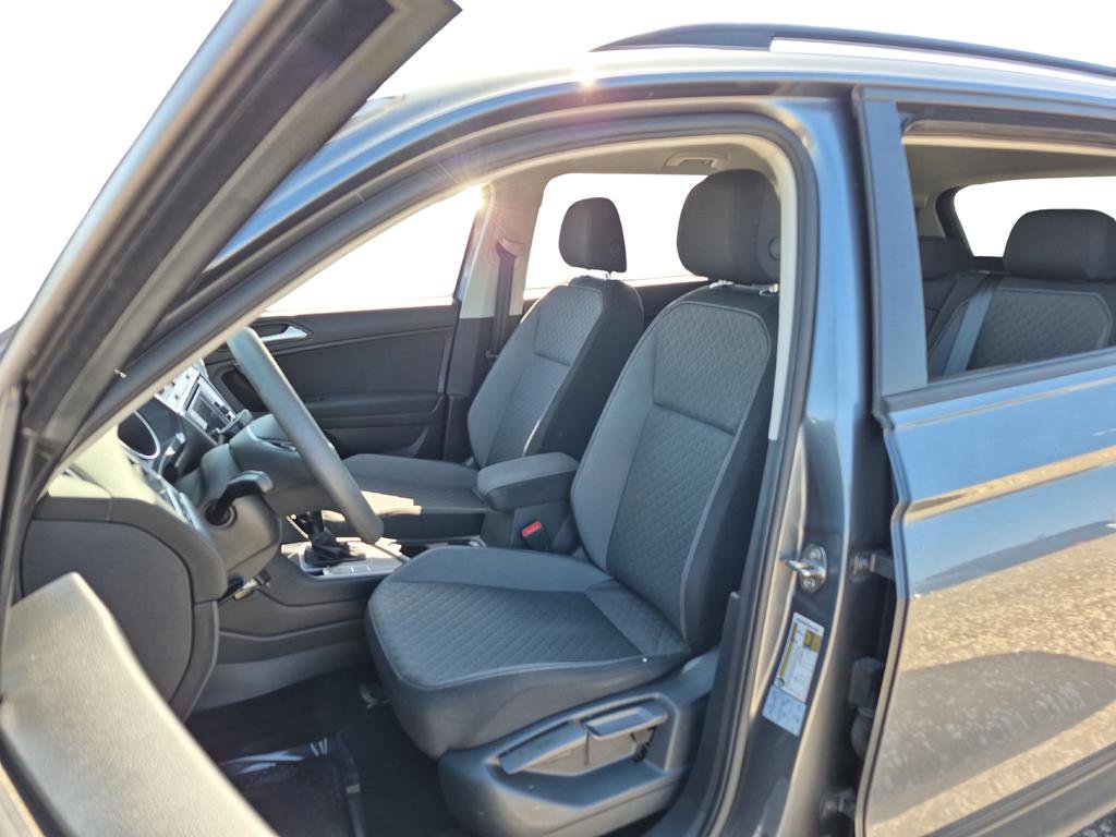 Used 2021 Volkswagen Tiguan S image 16