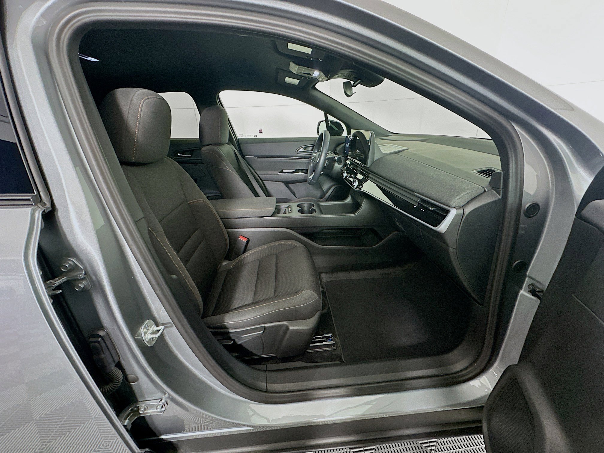 Used 2024 Honda Prologue EX image 31