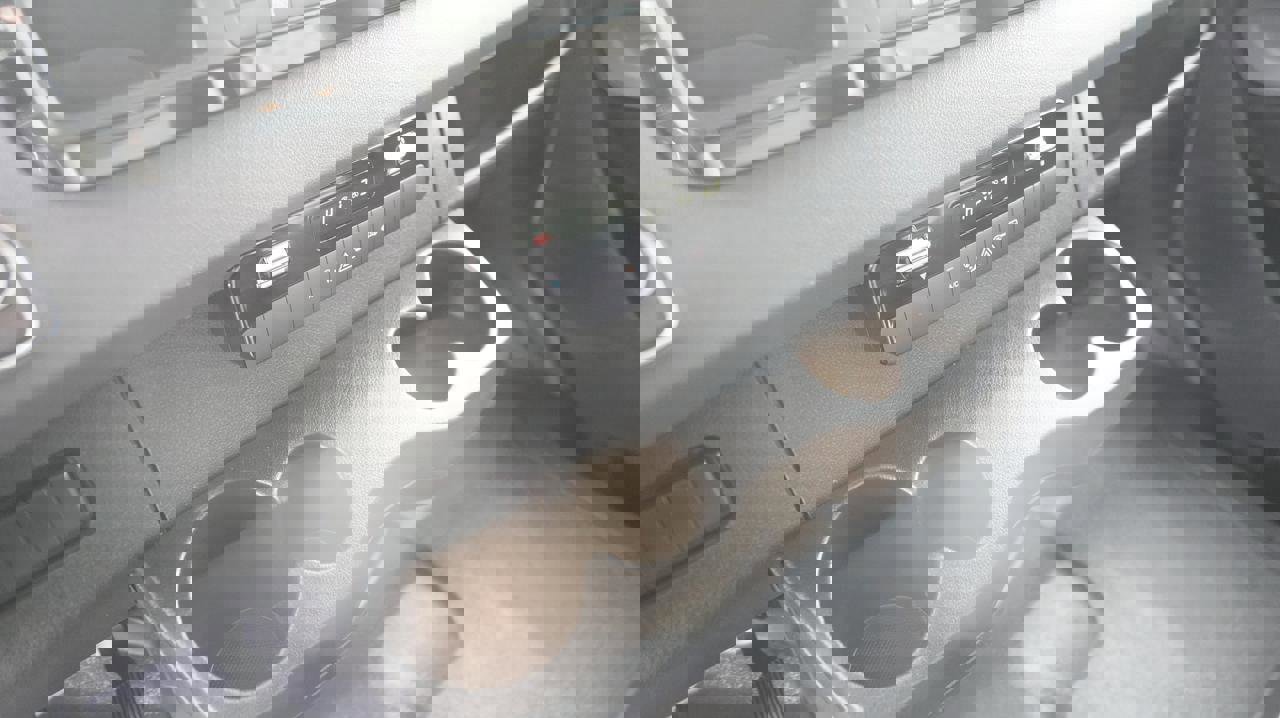 Used 2025 Mercedes-Benz Sprinter 2500 image 14