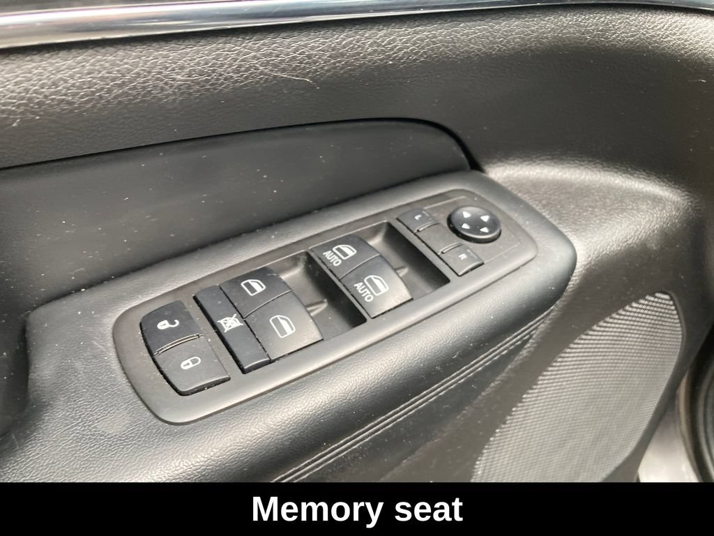 Used 2021 Jeep Grand Cherokee Limited AWD/4WD image 14