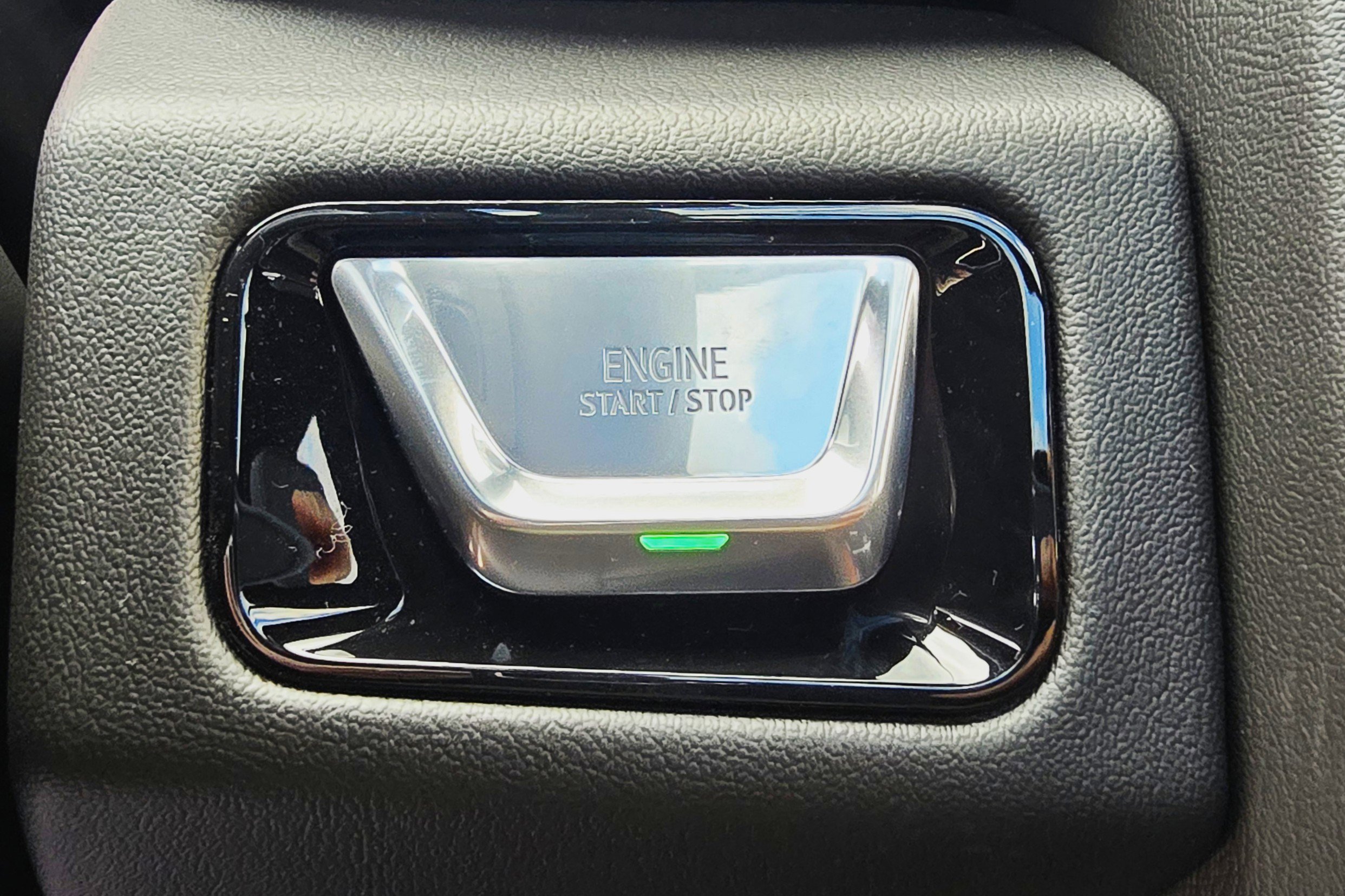 New 2026 GMC Yukon XL Denali w/ Sun & Power Step Package image 30