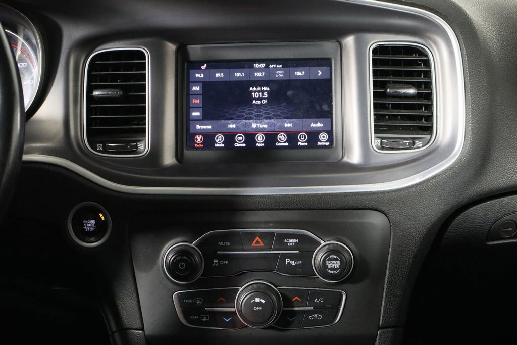 Used 2021 Dodge Charger SXT w/ Leather Interior Group image 29
