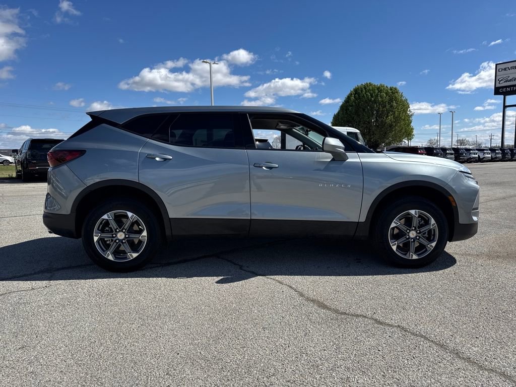 Used 2024 Chevrolet Blazer LT image 8