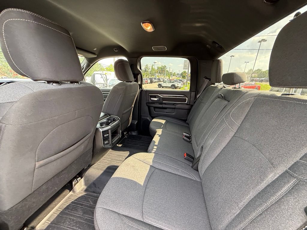 Used 2024 RAM 3500 Big Horn w/ Night Edition AWD/4WD image 27