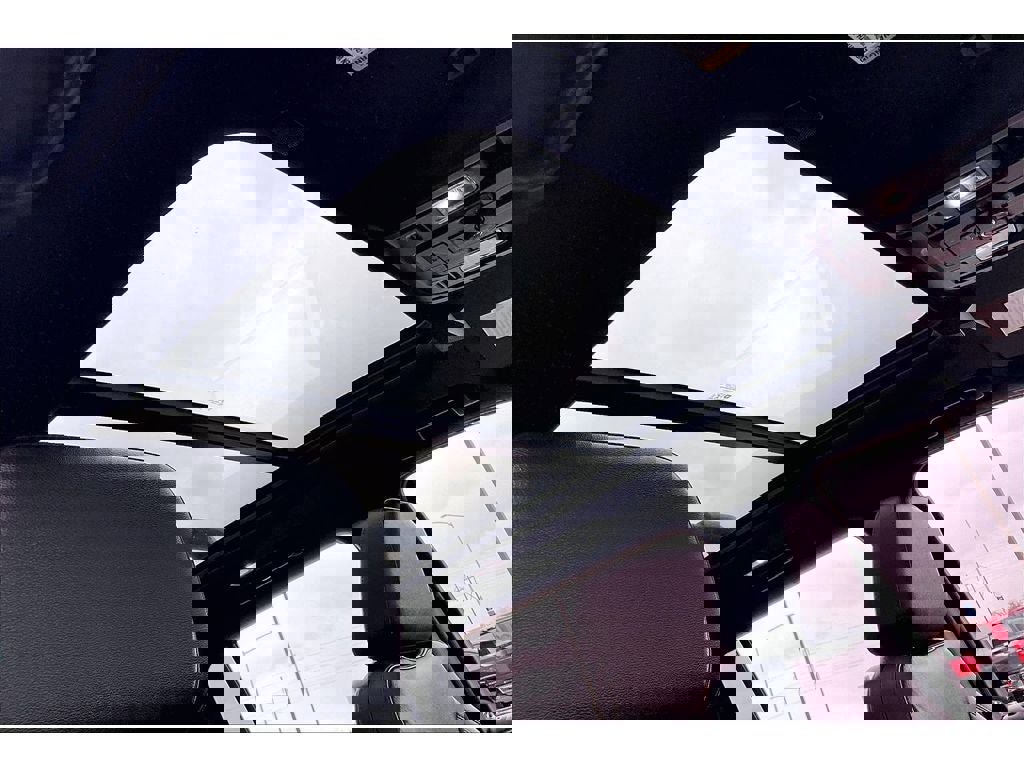 Used 2022 Chevrolet Suburban Z71 w/ Z71 Off-Road Package image 23