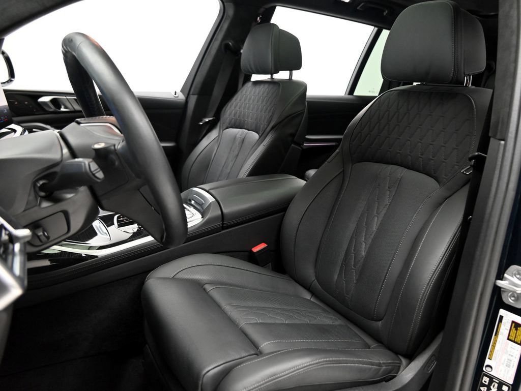 Used 2025 BMW ALPINA XB7 AWD/4WD image 10