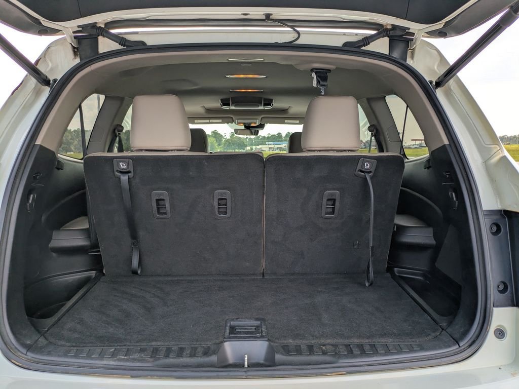 Used 2019 Honda Pilot Touring image 13