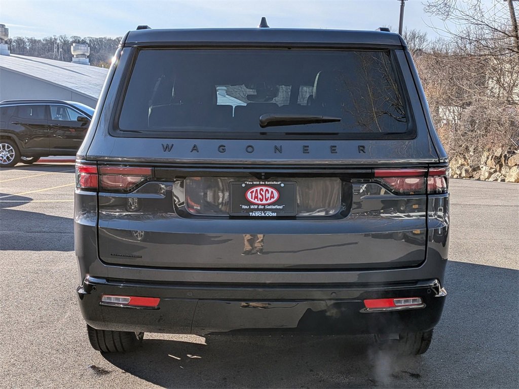 Used 2023 Jeep Wagoneer Series II image 4