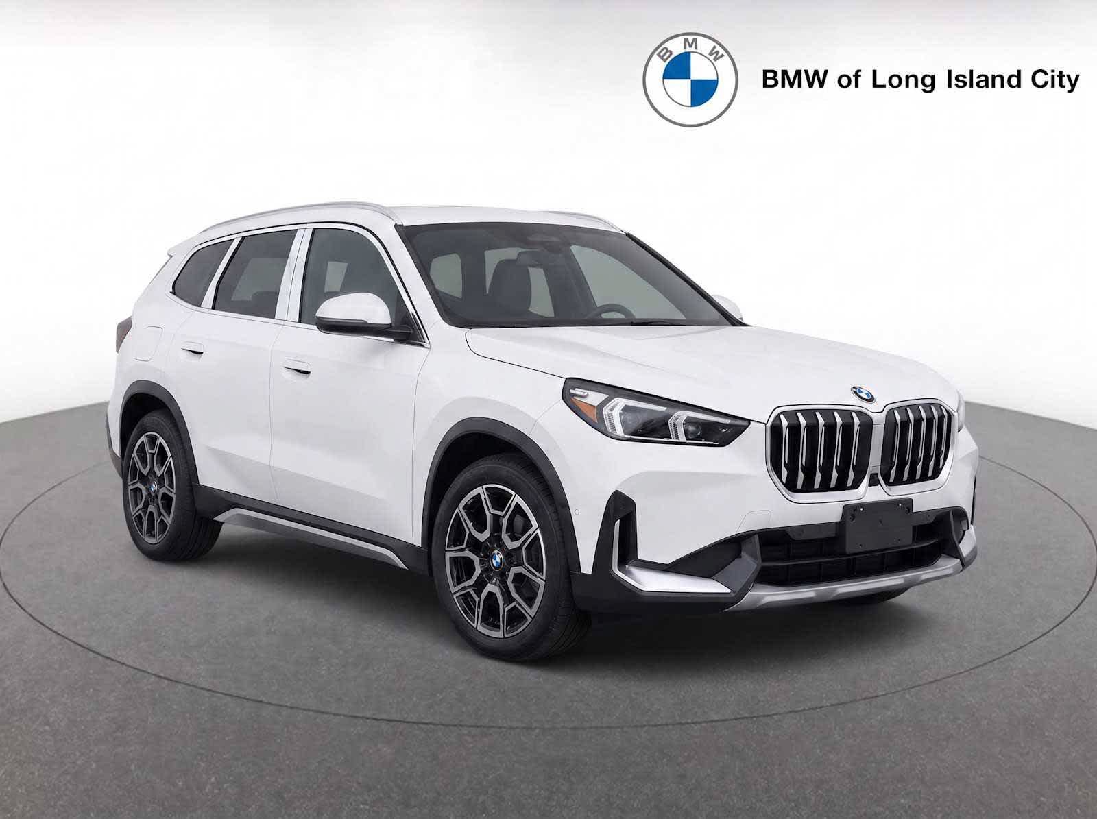 New 2026 BMW X1 xDrive28i w/ Technology Package AWD/4WD image 1
