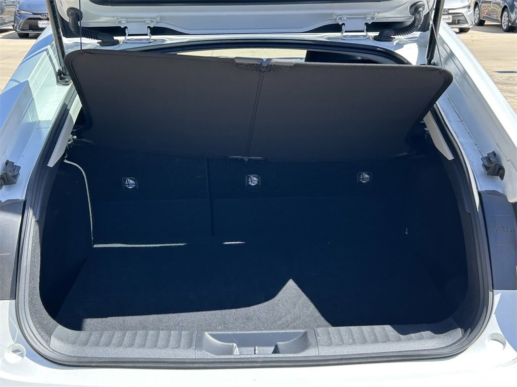 Used 2025 Toyota Prius XLE image 11