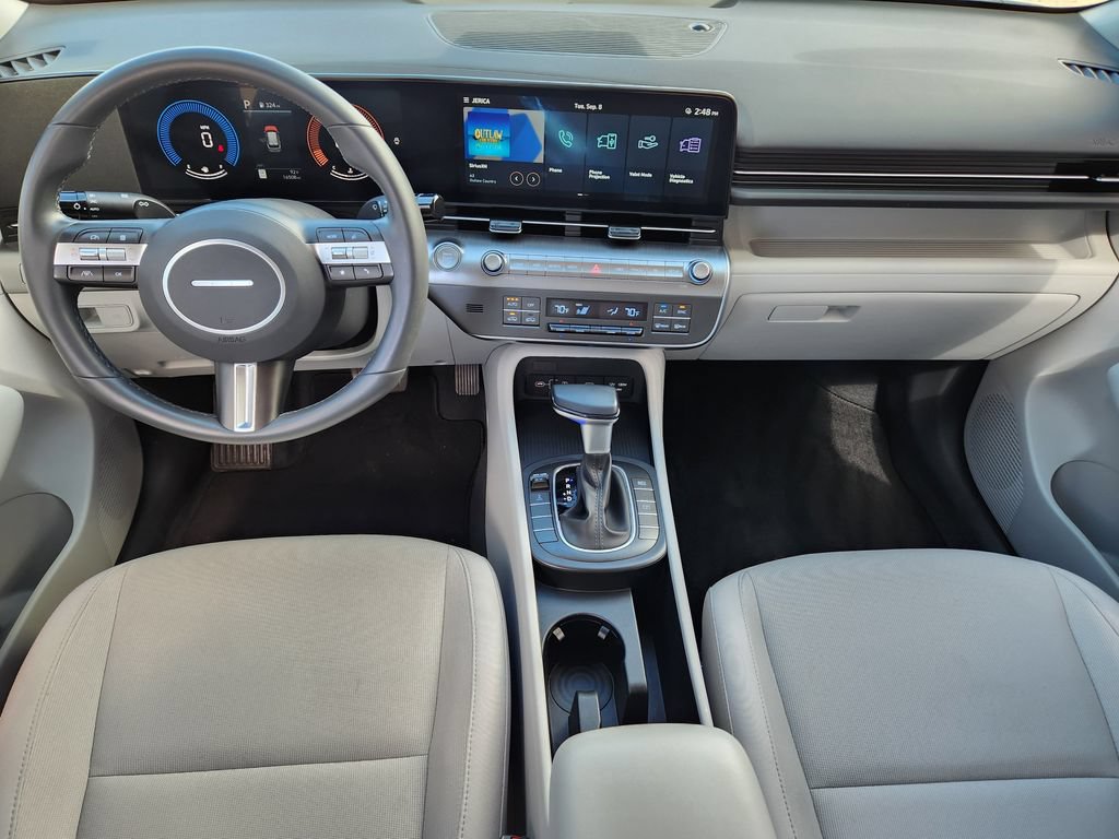 Used 2024 Hyundai Kona SEL AWD/4WD image 15