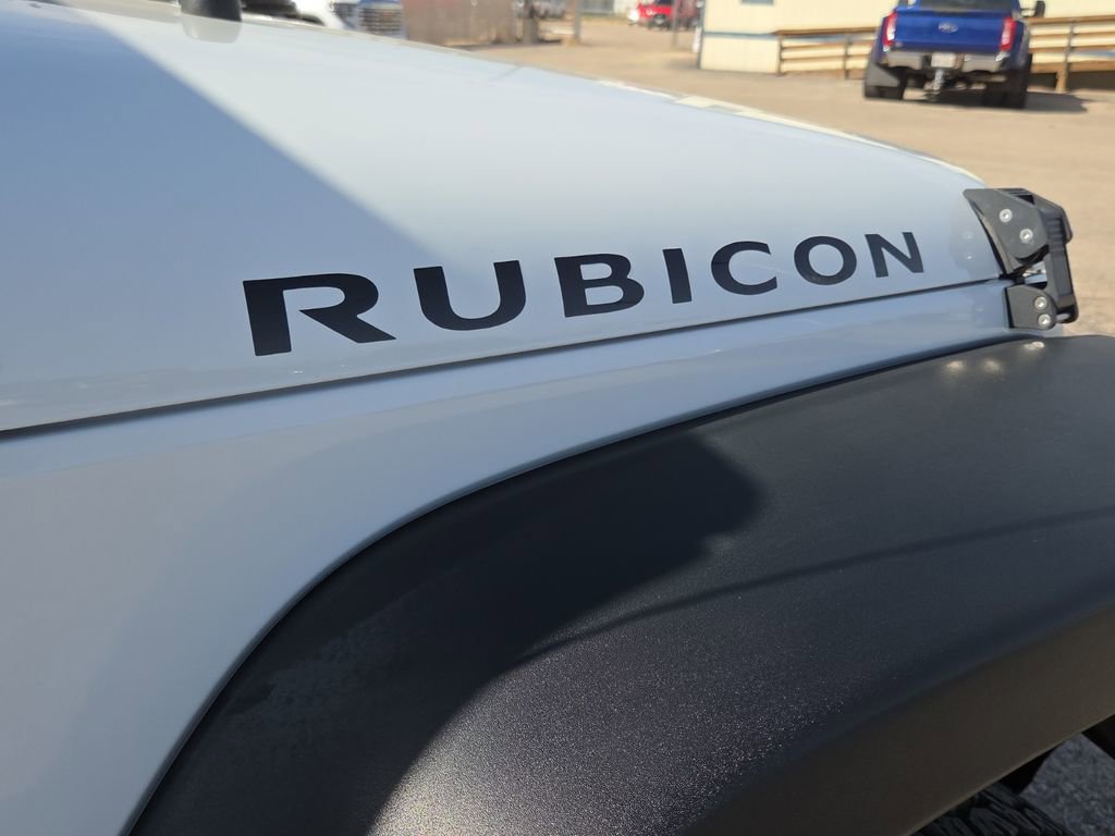 Used 2015 Jeep Wrangler Rubicon w/ Power Convenience Group image 8