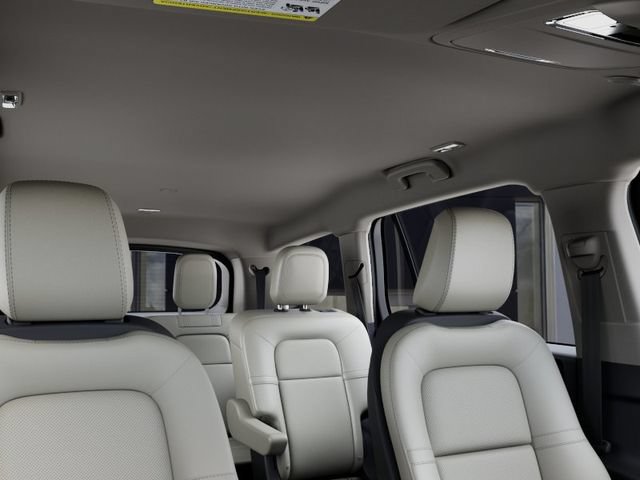 New 2027 Lincoln Aviator 2WD image 22