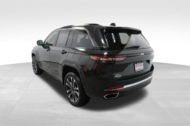 New 2024 Jeep Grand Cherokee Overland AWD/4WD image 2