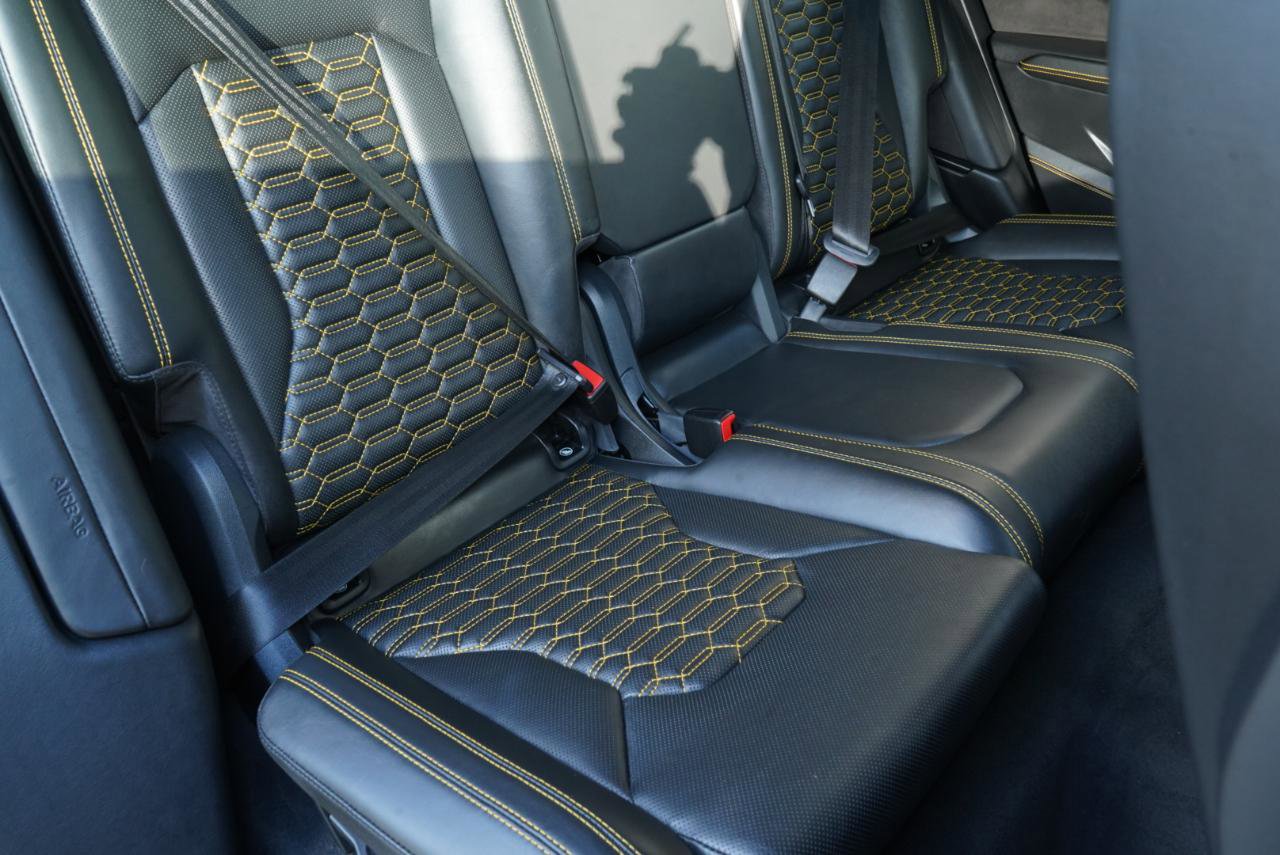 Used 2020 Lamborghini Urus AWD/4WD image 63